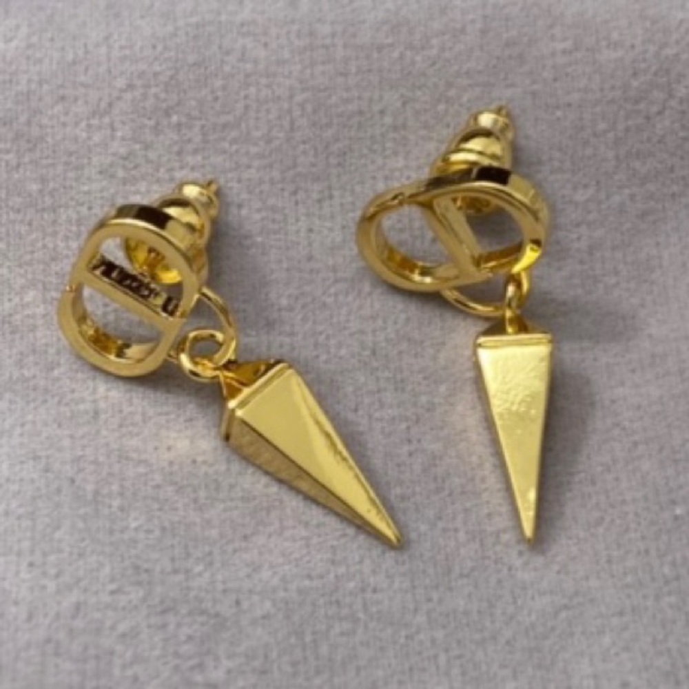 Dior Earrings reserved for #kmryglot